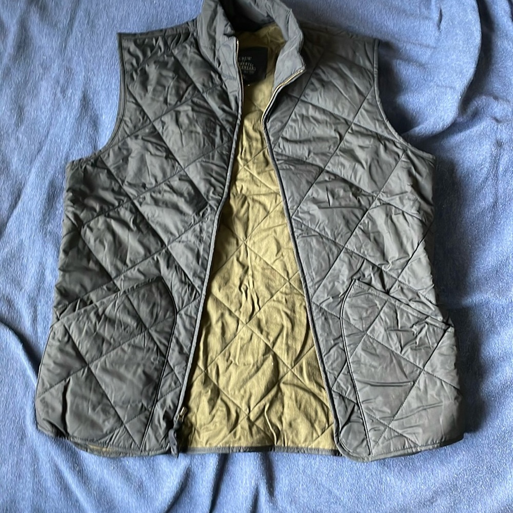 MENS JCREW VEST SIZE XS
